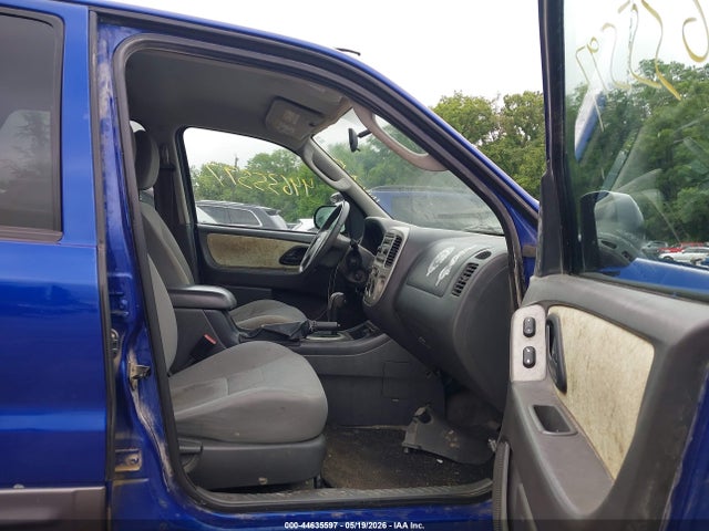 44635597 :رقم المزاد ، 1FMYU93115KD29314 vin ، 2005 Ford Escape Xlt مزاد بيع