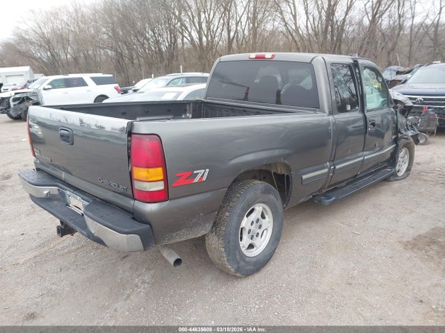 1999 CHEVROLET SILVERADO 1500 1GCEK19T1XE255207 Photo 3