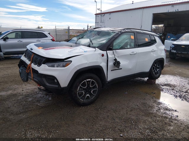 Jeep Compass Trailhawk 4x4 2024 3C4NJDDN4RT144831 Image 2