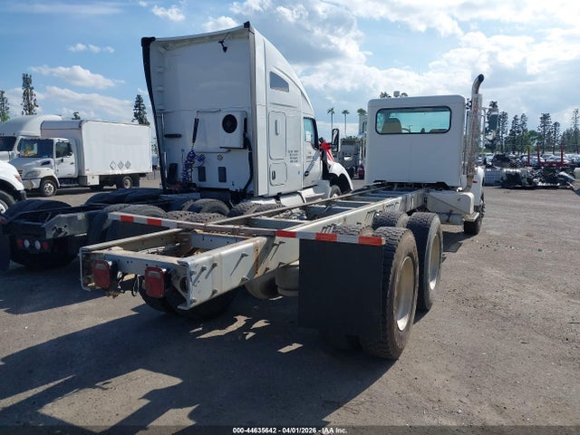 2NP3LJ9X5FM259808 Peterbilt 348