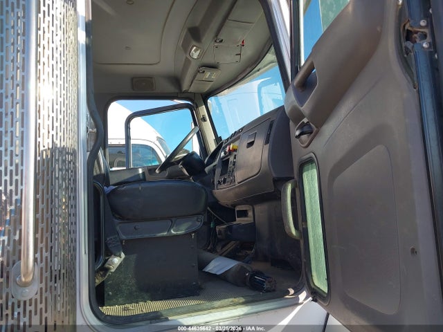 2NP3LJ9X5FM259808 Peterbilt 348