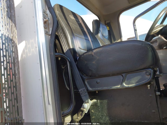 2NP3LJ9X5FM259808 Peterbilt 348