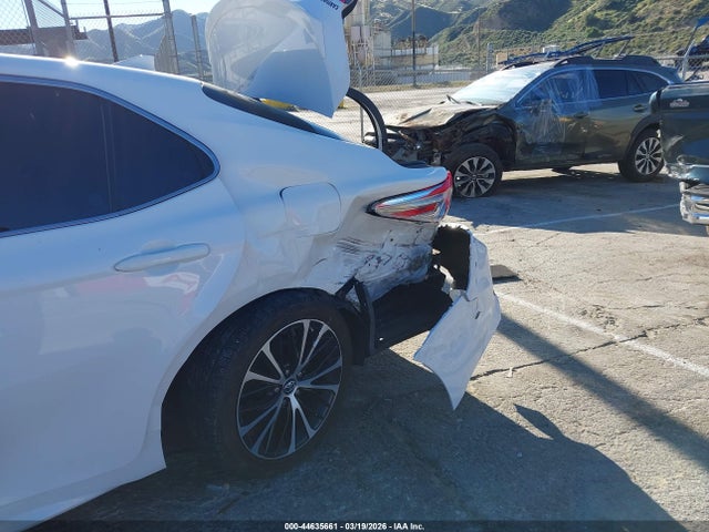 4T1B11HK5KU735226 Toyota CAMRY SE