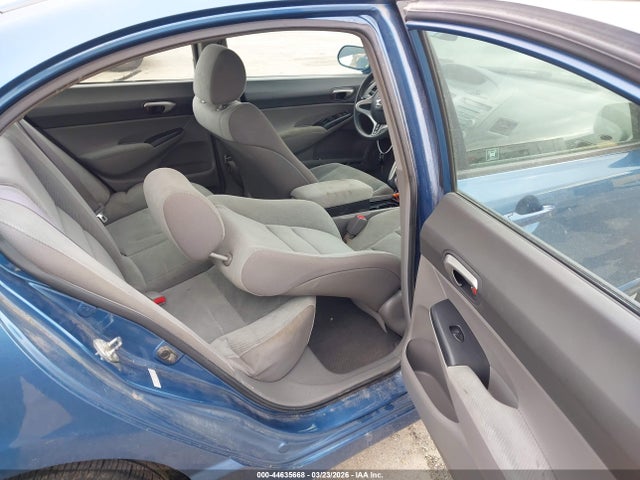 Продаж на аукціоні авто 2010 Honda Civic Lx, vin: 19XFA1F57AE028967, номер лоту: 44635668