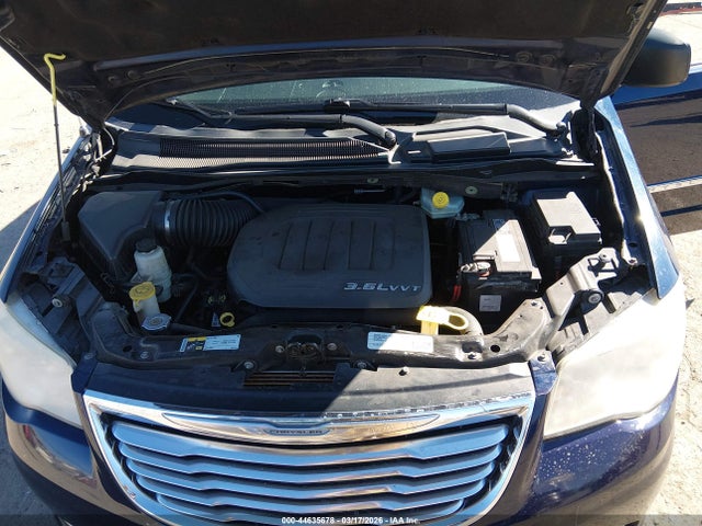 Продажа на аукционе авто 2015 Chrysler Town & Country Touring, vin: 2C4RC1BG0FR565474, номер лота: 44635678