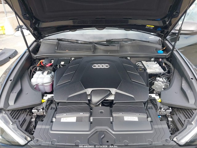 Продажа на аукционе авто 2025 Audi Q8 Premium Plus 55 Tfsi Quattro, vin: WA1EVBF15SD037442, номер лота: 44635685