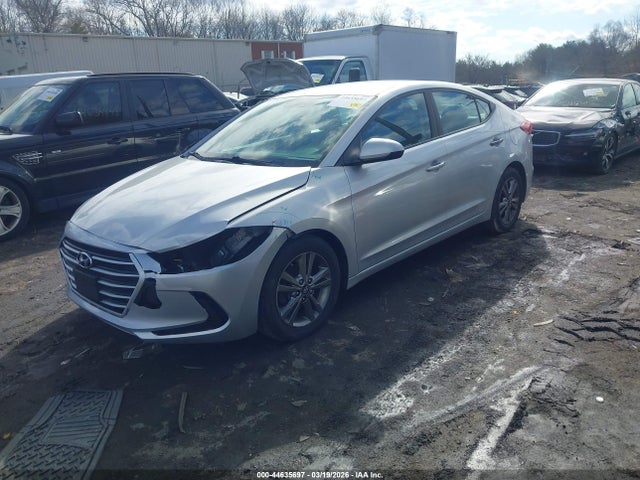Продажа на аукционе авто 2018 Hyundai Elantra Se, vin: 5NPD74LF6JH271573, номер лота: 44635697