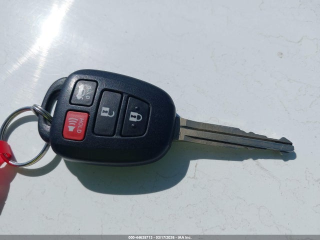 Toyota COROLLA SE 2019 5YFBURHE9KP856455 Image 11