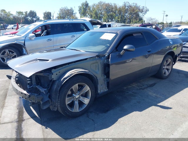 Dodge Challenger Sxt 2019 2C3CDZAGXKH583620 Image 2
