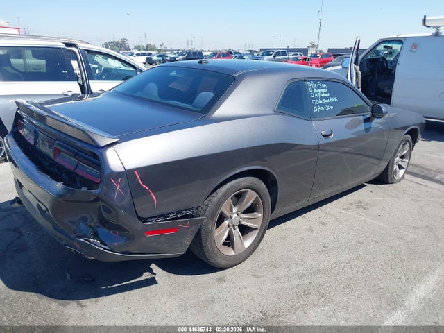 Dodge Challenger Sxt 2019 2C3CDZAGXKH583620 Image 4
