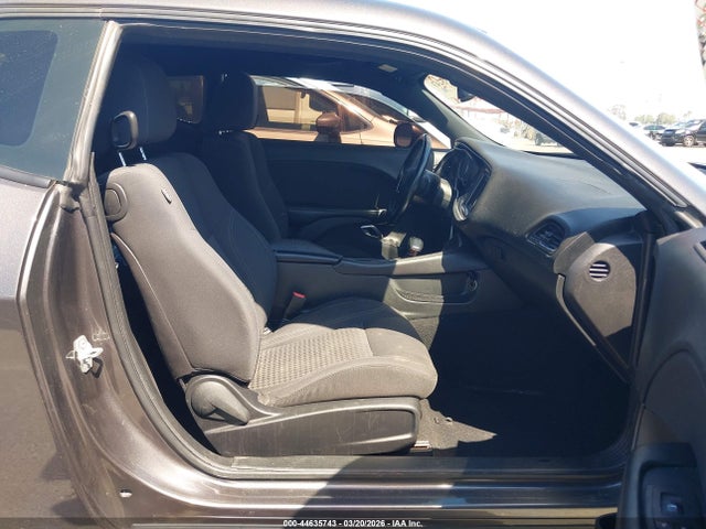 Dodge Challenger Sxt 2019 2C3CDZAGXKH583620 Image 5