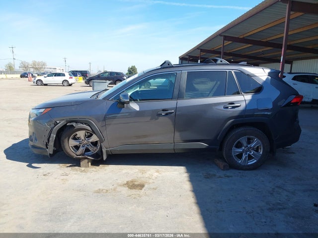 2T3P1RFV2SC540338 Toyota Rav4 Xle