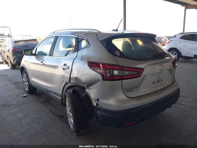 JN1BJ1BV7NW348728 Nissan Rogue Sport Sv Fwd Xtronic Cvt