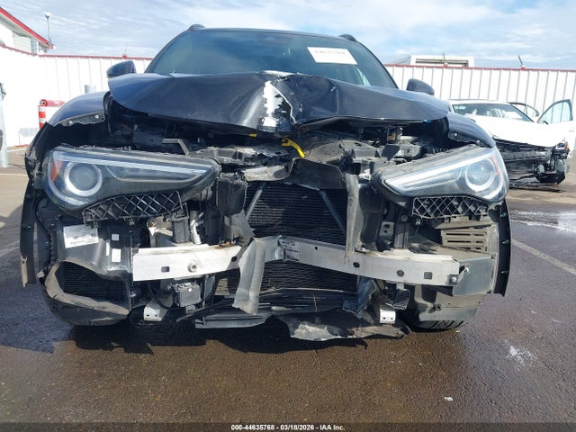 2018 ALFA ROMEO STELVIO ZASFAKNN3J7C01639 Photo 5