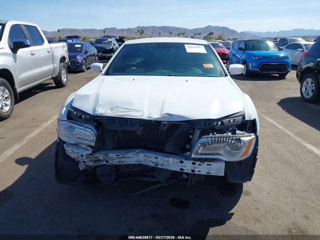 Продажа на аукционе авто 2014 Chrysler 300, vin: 2C3CCAAGXEH382731, номер лота: 44635817