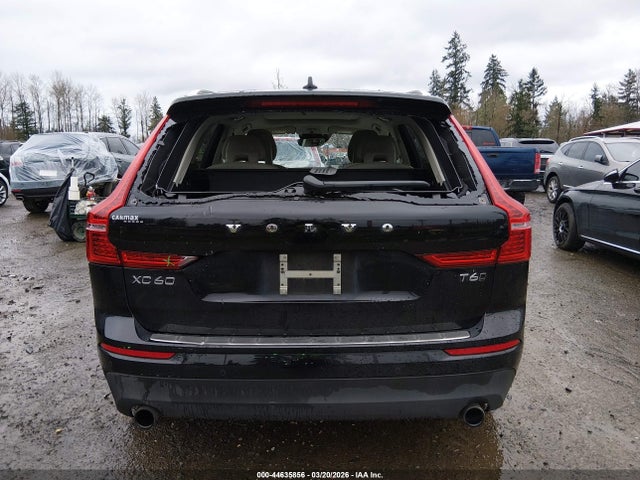 LYVA22RK9JB122682 Volvo Xc60 T6 Momentum