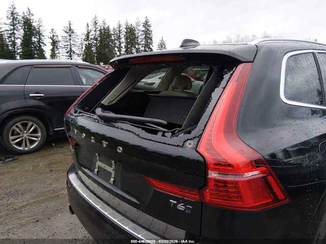 LYVA22RK9JB122682 Volvo Xc60 T6 Momentum