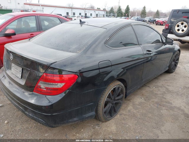 Aukcja sprzedaży 2014 Mercedes-benz C 250, vin: WDDGJ4HB2EG262843, numer aukcji: 44635864