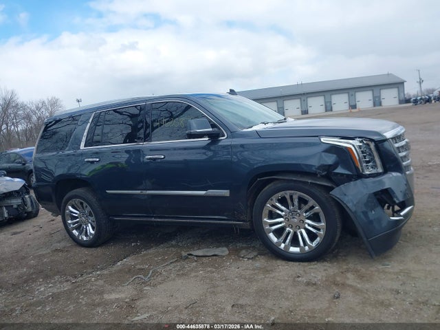 44635878 :رقم المزاد ، 1GYS4CKJ7LR117850 vin ، 2020 Cadillac Escalade 4wd Premium Luxury مزاد بيع