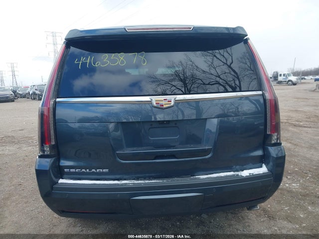 44635878 :رقم المزاد ، 1GYS4CKJ7LR117850 vin ، 2020 Cadillac Escalade 4wd Premium Luxury مزاد بيع