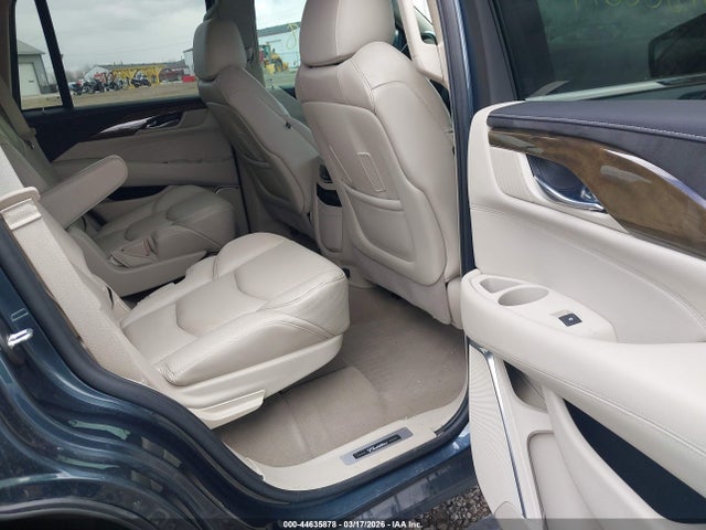 44635878 :رقم المزاد ، 1GYS4CKJ7LR117850 vin ، 2020 Cadillac Escalade 4wd Premium Luxury مزاد بيع