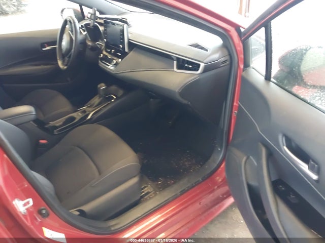 JTNK4RBE0K3040697 Toyota COROLLA SE
