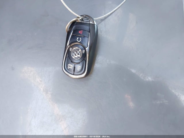 1G4ZP5SS4HU159862 Buick Lacrosse Essence