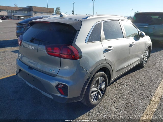 KNDCB3LC0N5546144 KIA Niro Lxs Se