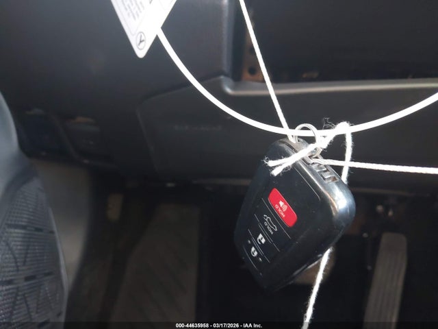 2025 Toyota Rav4 Xle Premium მანქანა იყიდება აუქციონზე, vin: 2T3C1RFV2SW394889, აუქციონის ნომერი: 44635958
