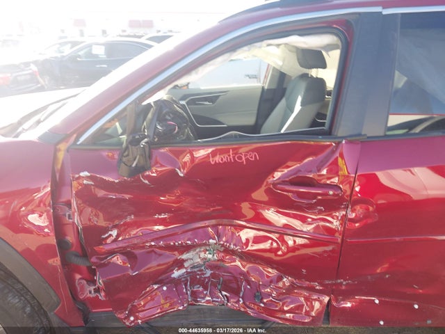 2025 Toyota Rav4 Xle Premium მანქანა იყიდება აუქციონზე, vin: 2T3C1RFV2SW394889, აუქციონის ნომერი: 44635958