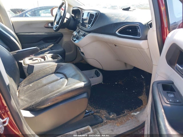 44635975 :رقم المزاد ، 2C4RC1BG4HR667847 vin ، 2017 Chrysler Pacifica Touring-l مزاد بيع