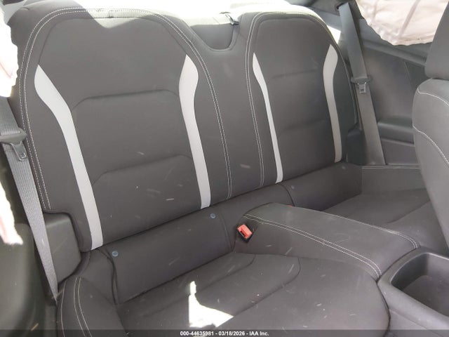 1G1FB1RX4N0115243 Chevrolet Camaro Rwd 1lt
