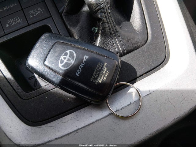 Aukcja sprzedaży 2020 Toyota Rav4 Xle, vin: 2T3P1RFV1LC067355, numer aukcji: 44635992