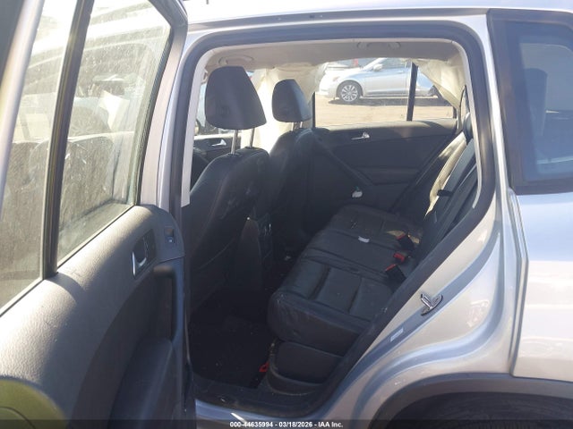 WVGAV7AX6HK020078 Volkswagen Tiguan 2.0t/2.0t S
