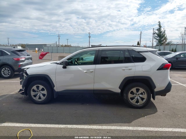 Toyota RAV4 LE 2019 2T3F1RFV8KC011777 Image 15