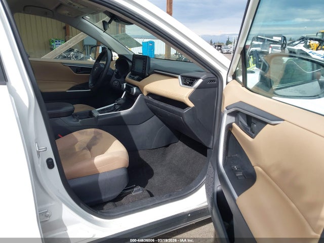 Toyota RAV4 LE 2019 2T3F1RFV8KC011777 Image 5