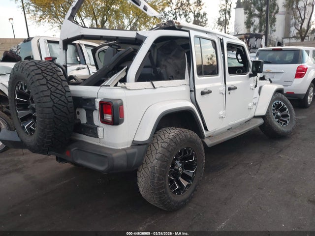 1C4HJXEN3KW617096 Jeep Wrangler Unlimited Sahara 4x4