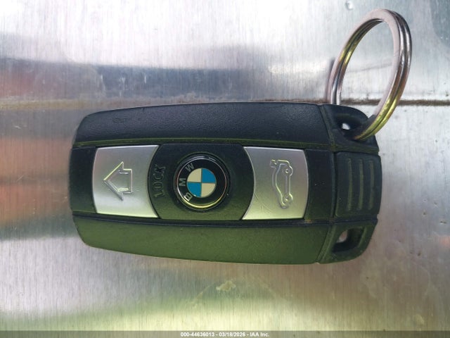44636013 :رقم المزاد ، WBAVL1C54FVY36669 vin ، 2015 Bmw X1 Xdrive28i مزاد بيع