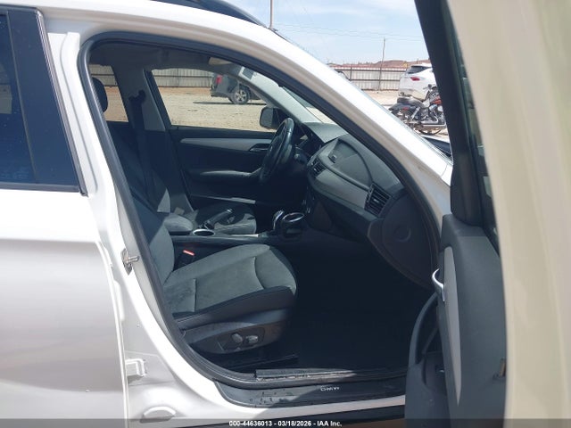 44636013 :رقم المزاد ، WBAVL1C54FVY36669 vin ، 2015 Bmw X1 Xdrive28i مزاد بيع