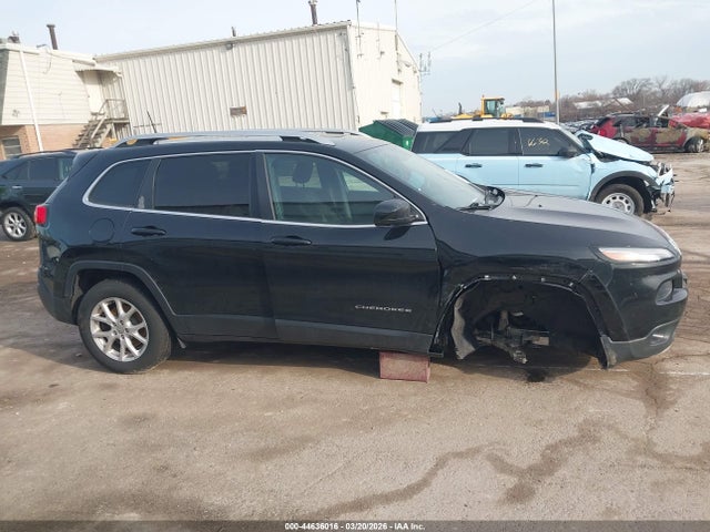 2018 Jeep Cherokee Latitude 4x4 მანქანა იყიდება აუქციონზე, vin: 1C4PJMCB6JD572359, აუქციონის ნომერი: 44636016