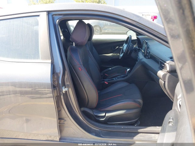 Hyundai Veloster 2.0 Premium 2019 KMHTG6AF2KU015105 Image 5