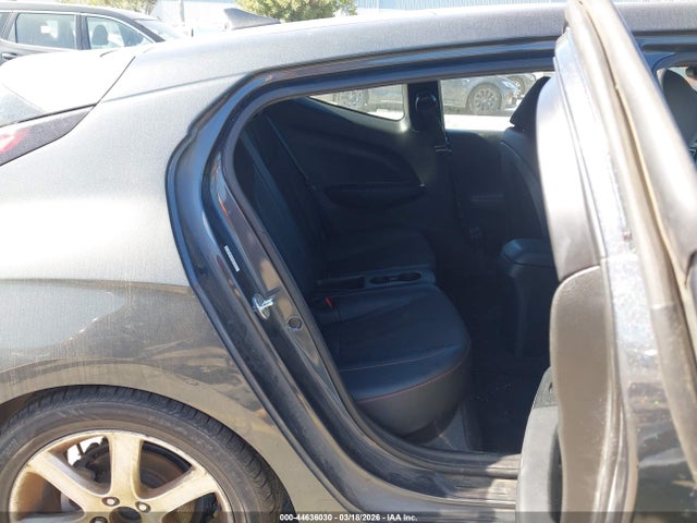 Hyundai Veloster 2.0 Premium 2019 KMHTG6AF2KU015105 Image 8