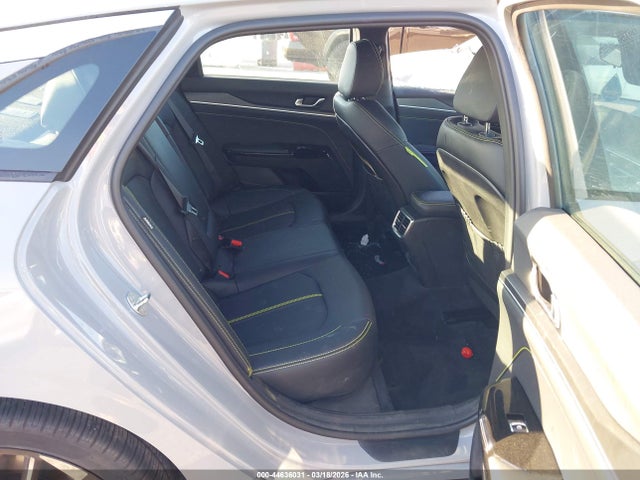 KNAG44J87T5403119 KIA K5 Gt