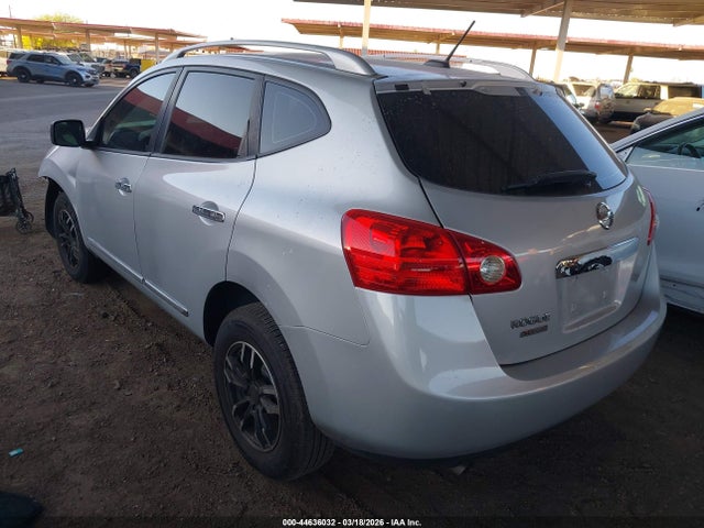 JN8AS5MT7FW663382 Nissan Rogue Select S
