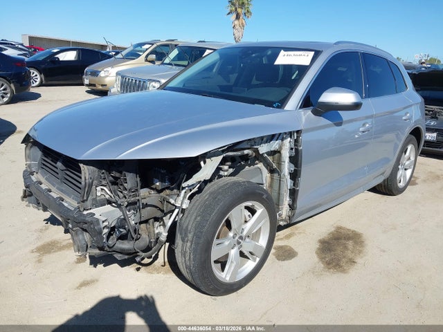 WA1BNAFYXJ2157564 Audi Q5 2.0t Premium/2.0t Tech Premium