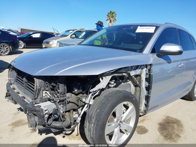 WA1BNAFYXJ2157564 Audi Q5 2.0t Premium/2.0t Tech Premium