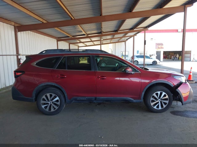 44636060 :رقم المزاد ، 4S4BTACC1L3130833 vin ، 2020 Subaru Outback Premium مزاد بيع