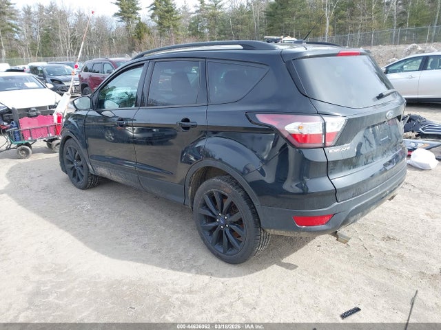 Ford ESCAPE SE 2018 1FMCU9GD3JUB58014 Image 3