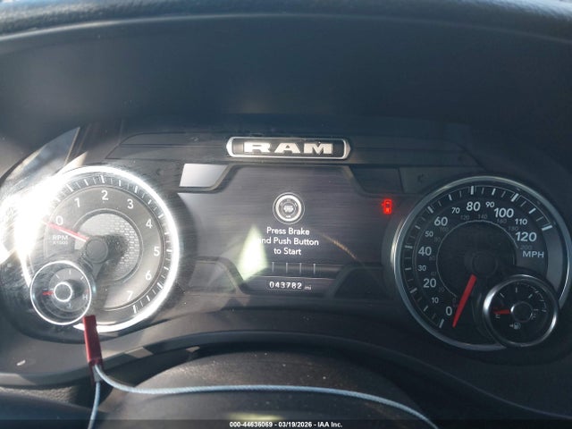 2023 Ram 1500 Laramie  4x2 5'7 Box მანქანა იყიდება აუქციონზე, vin: 1C6RREJT1PN604695, აუქციონის ნომერი: 44636069