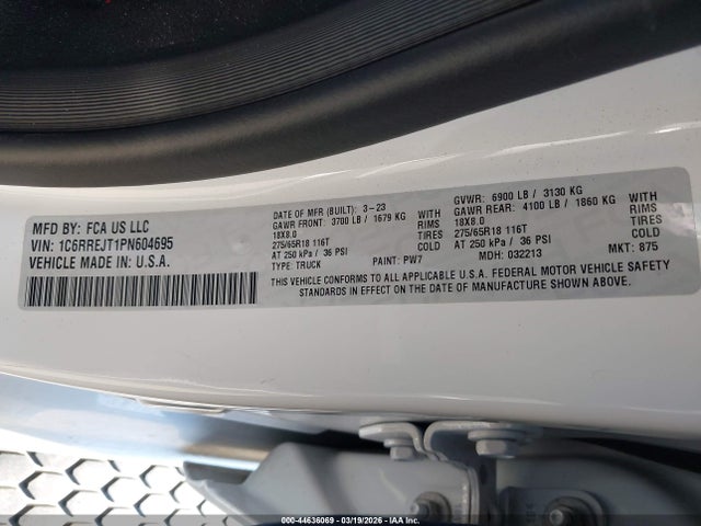 2023 Ram 1500 Laramie  4x2 5'7 Box მანქანა იყიდება აუქციონზე, vin: 1C6RREJT1PN604695, აუქციონის ნომერი: 44636069